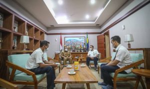 Pemerintah Kota Bandung mendapatkan dukungan berupa ruang Usaha Mikro Kecil Menengah (UMKM) dari Bandara Husein Sastranegara Kota Bandung. Foto: Humas Kota Bandung.