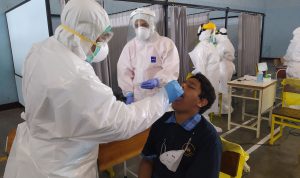 Vaksinasi Anak Kejar target PTM 100 Persen, Pemkot Cimahi melakukan percepatan vaksinasi anak kategori pada usia 6-11 tahun. Foto: Humas Kota Cimahi.