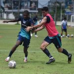 Persib Bandung akan bertemu Persita Tangerang pada pertandingan pertama putaran kedua Liga 1 2021/2022 di Stadion I Gusti Ngurah Rai, Denpasar, Bali, Jumat (7/1/2022). Foto: Persib Bandung.