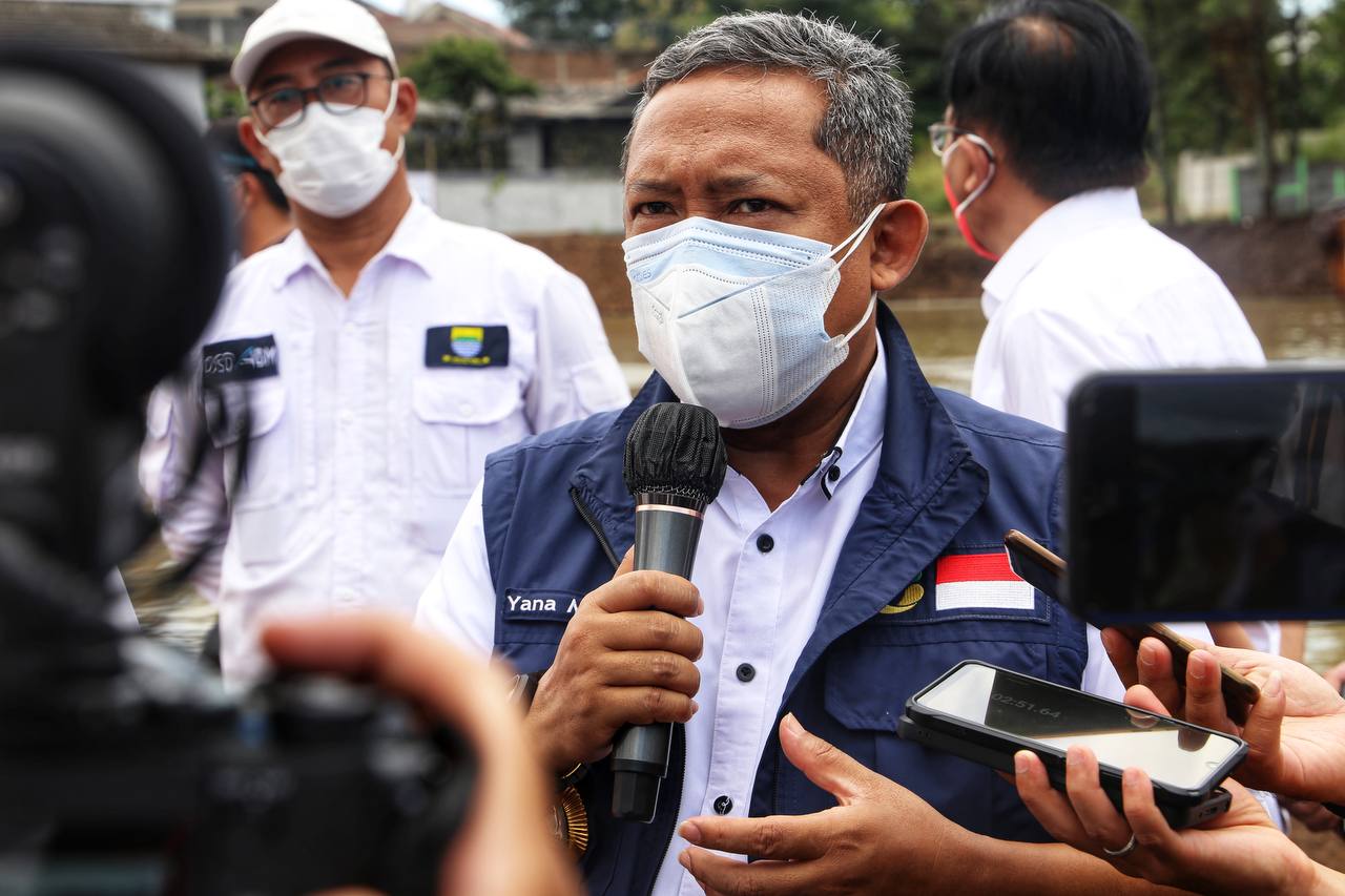Plt Walikota Bandung, Yana Mulyana akan terbitkan perwal baru sebagai turunan dari Instruksi Menteri Dalam Negeri (Inmendagri) Nomor 10 tahun 2022. Foto: Humas Kota Bandung.