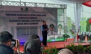 Web capture_25-4-2022_11050_jabarprov.go.id Ridwan Kamil saat meresmikan Pasar Kepuh Kabupaten Kuningan, Sabtu (23/4/2022). Foto: Humas Jabar.