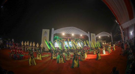 Musabaqah Tilawatil Qur’an (MTQ) ke-37 Tingkat Provinsi Jawa Barat resmi dibuka di Lapangan IPP, Kabupaten Sumedang, Minggu (19/6/2022). Foto: Humas Kota Bandung.